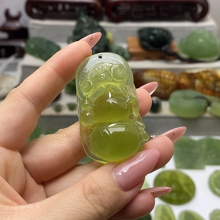 未镶嵌岫玉手把件