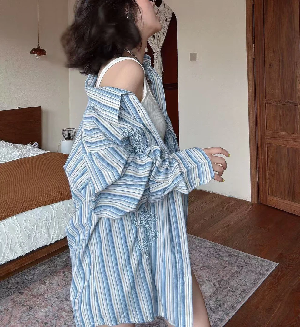 Renew/蓝白条纹刺绣美式衬衫