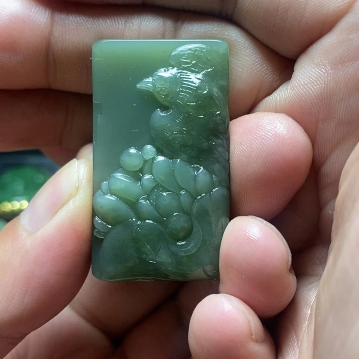 和田玉（碧玉）未镶嵌挂件