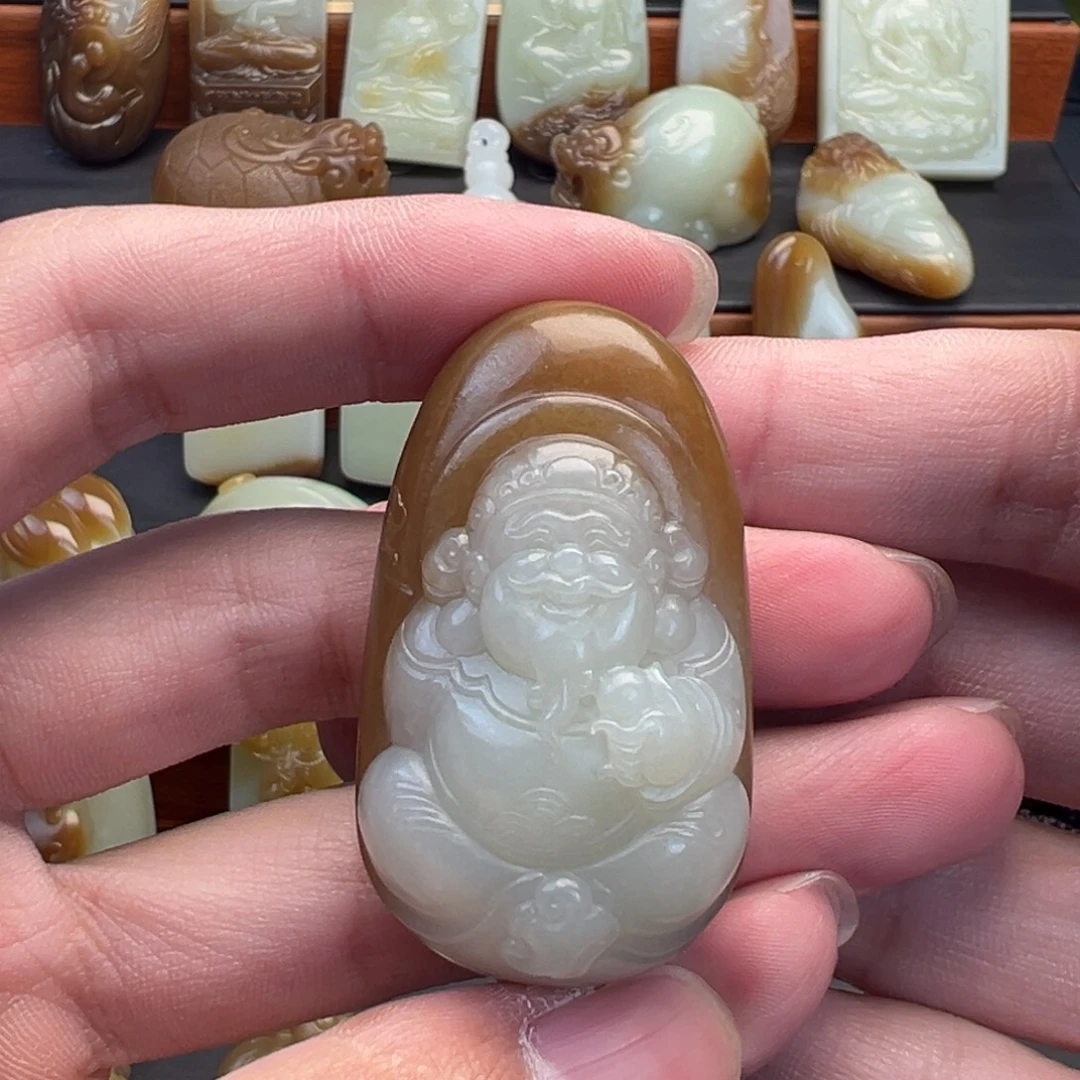 和田玉（糖玉）未镶嵌颈饰