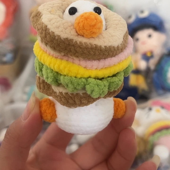 编织品吐司鸭子成品