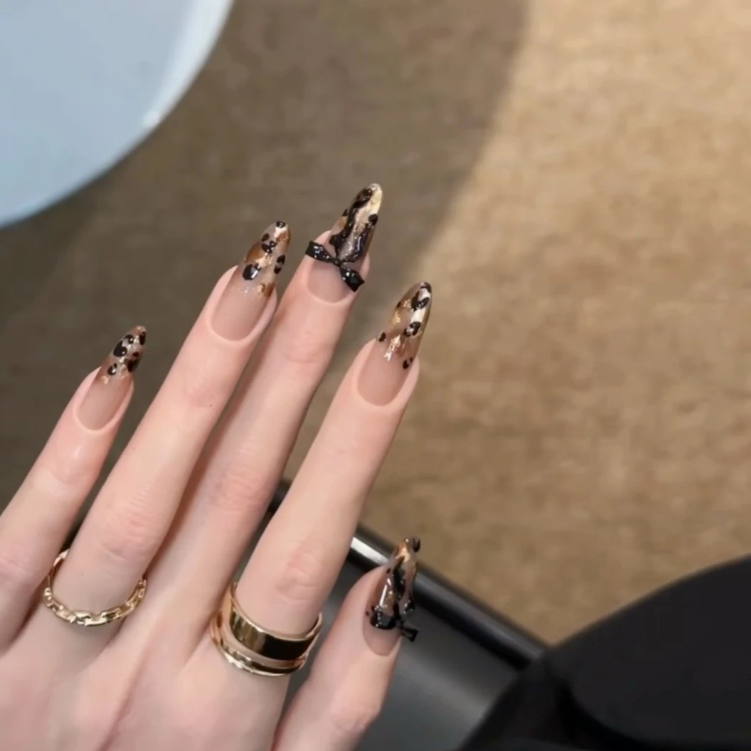 【日不落】林先生穿戴甲高级感秋冬焦糖猫眼晕染豹纹飘带成品假指甲