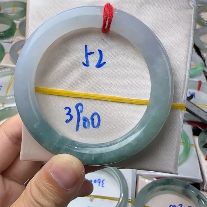 未镶嵌手镯翡翠翡翠手镯