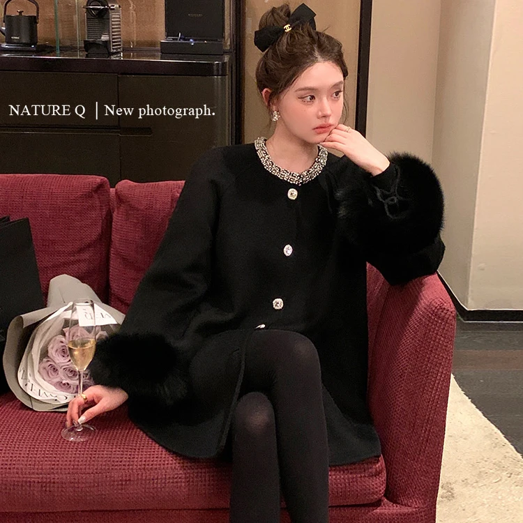 【24179】手工钉珠领可拆卸毛毛袖款毛呢外套女