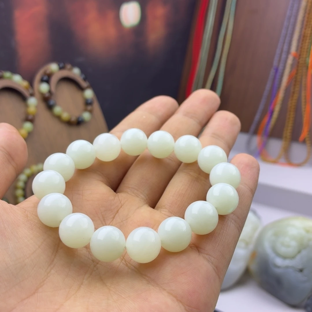 和田玉未镶嵌手链