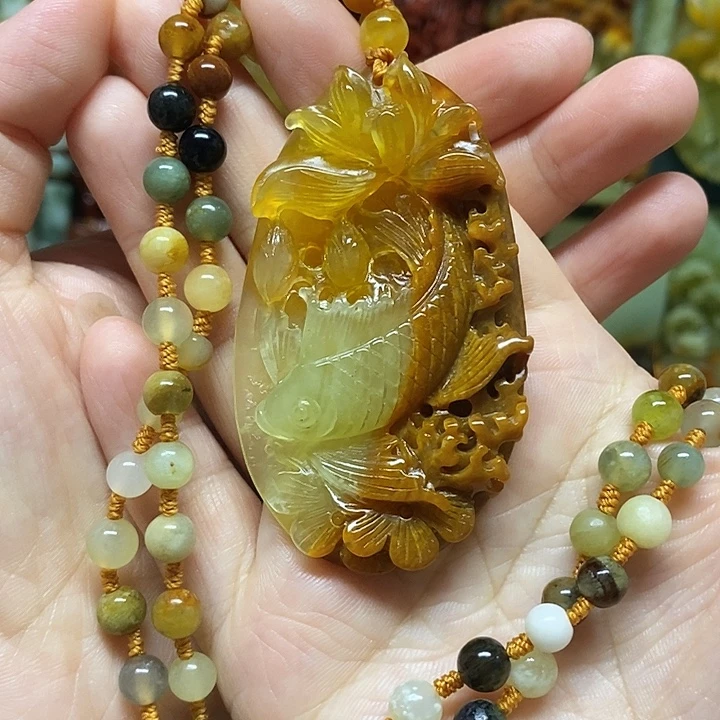 岫玉未镶嵌吊坠(赠链)