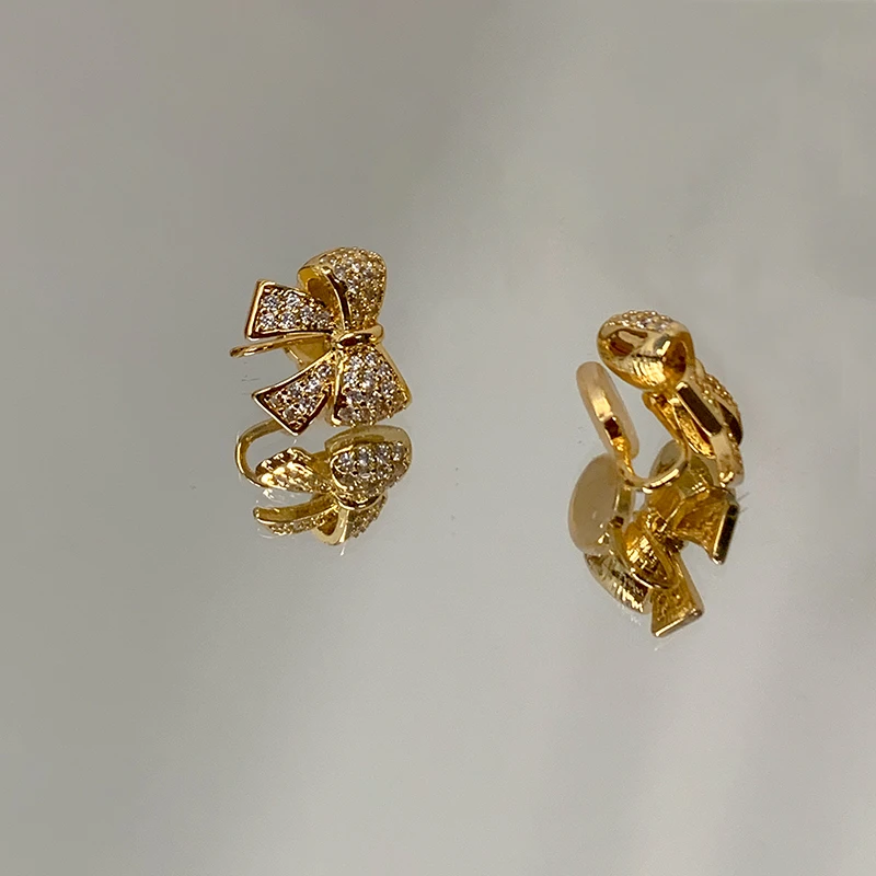 合金莫桑石耳饰 耳夹小众百搭设计感时尚轻奢冷淡风19TS8334-02