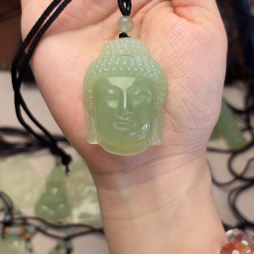 岫玉合金颈饰吊坠