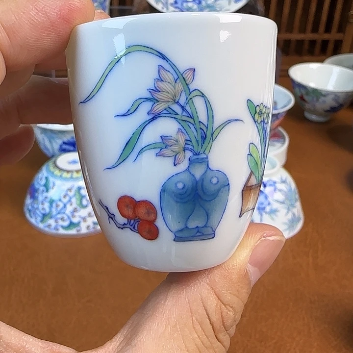 斗彩纯手绘博古直口杯