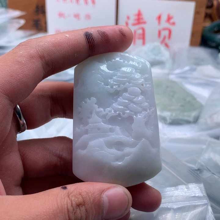 翡翠未镶嵌颈饰保真天然a货翡翠