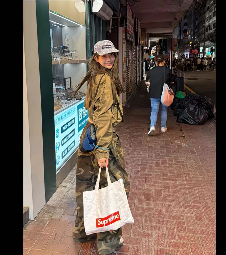 1206春季2026美式复古纯欲辣妹迷彩设计感简约通勤时尚阔腿休闲裤