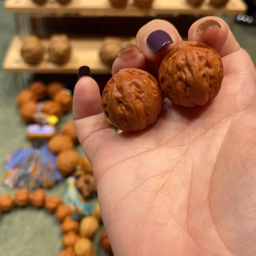 文玩核桃把件橘皮水草八棱