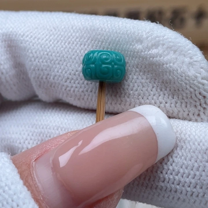 绿松石未镶嵌珠宝奇石8.3