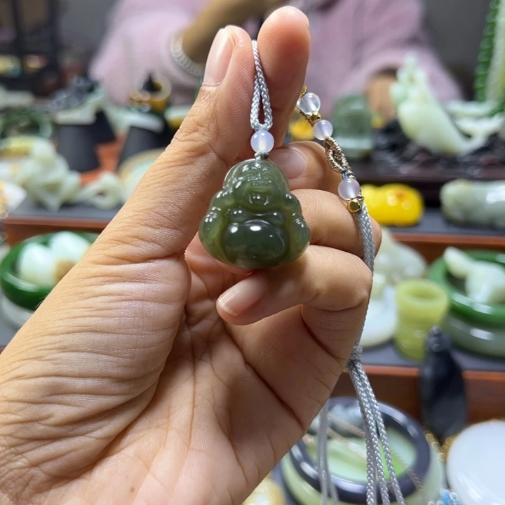 颈饰未镶嵌和田玉