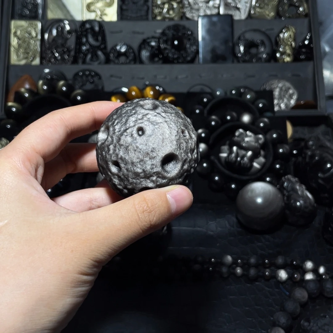 故***来黑曜岩未镶嵌珠宝奇石