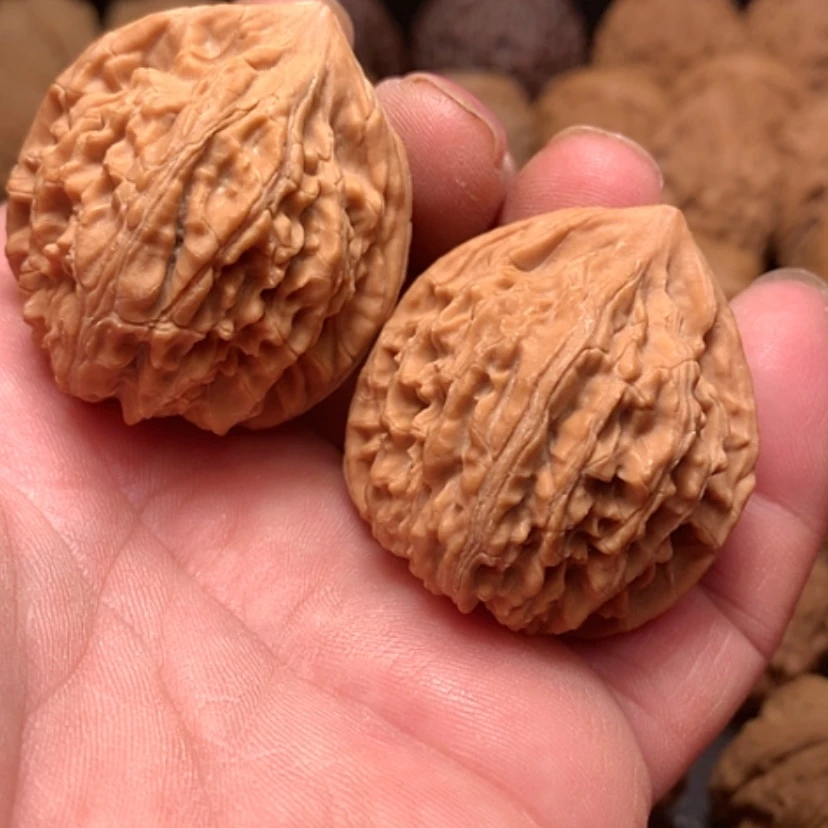 【闪购商品】把件文玩核桃野生