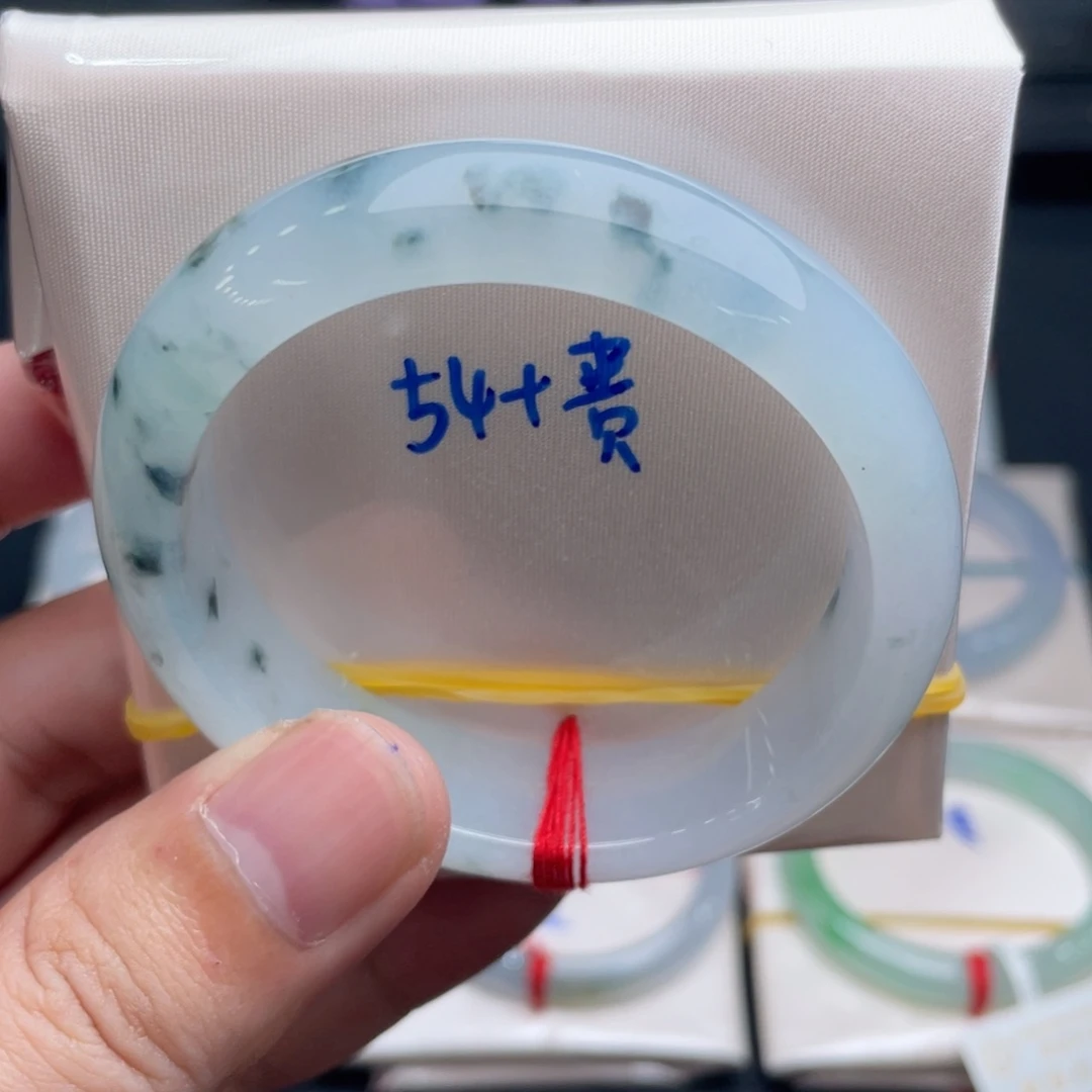 翡翠未镶嵌手镯翡翠手镯02