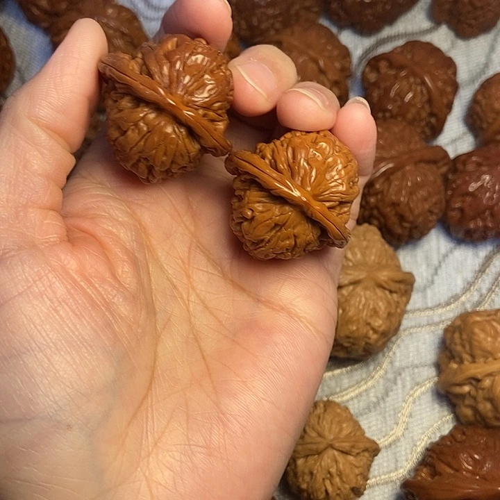 文玩核桃吊坠34四座楼有微色差