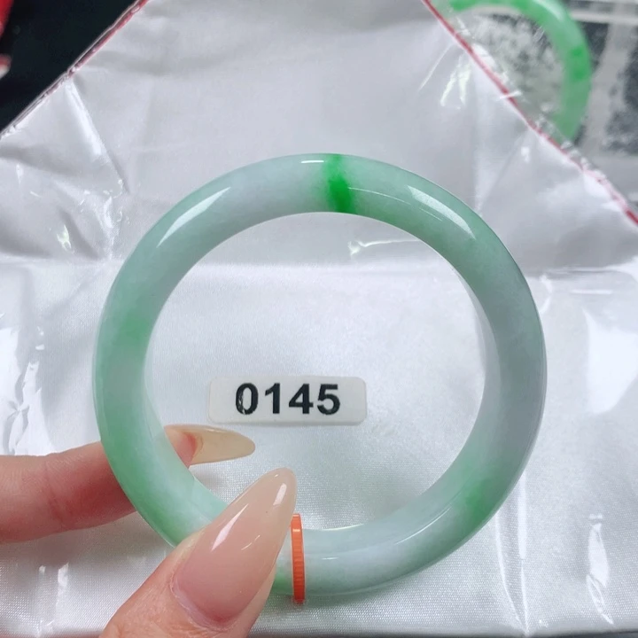 未镶嵌手镯翡翠编号0145