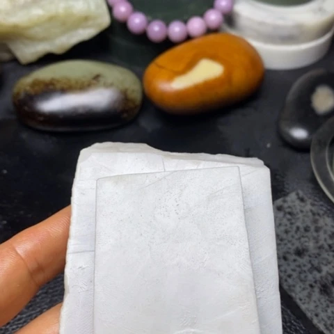 和田玉珠宝奇石未镶嵌我**块