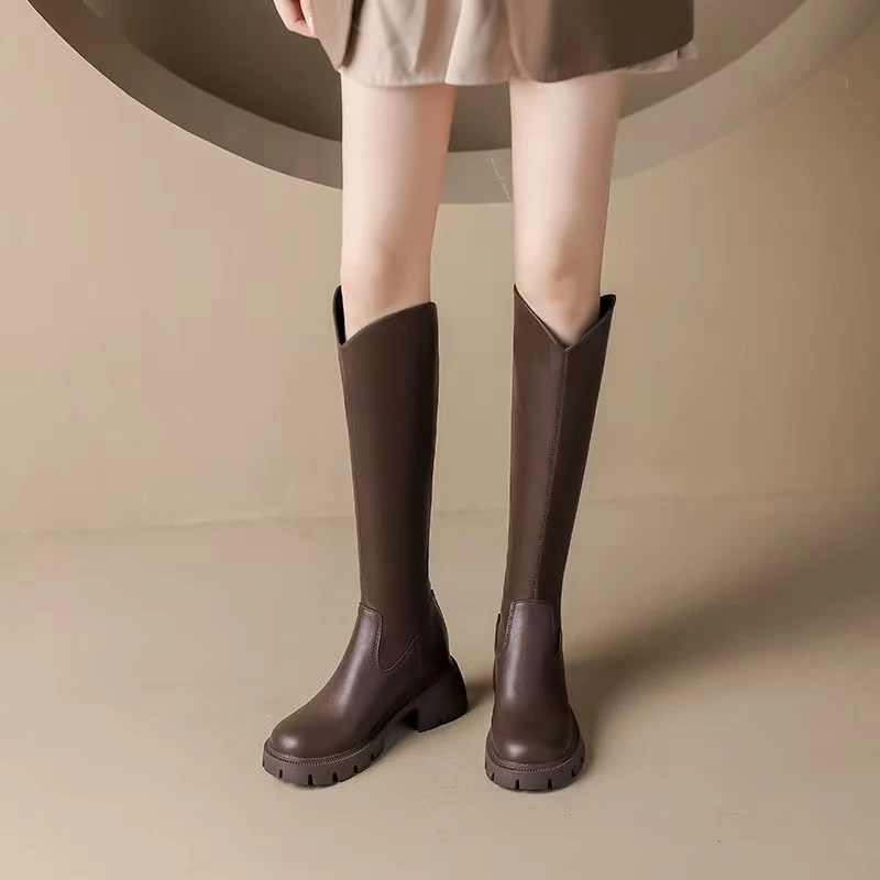 肥仔女鞋 806-3 棕色秋冬新款时尚百搭气质骑士长靴长筒女靴