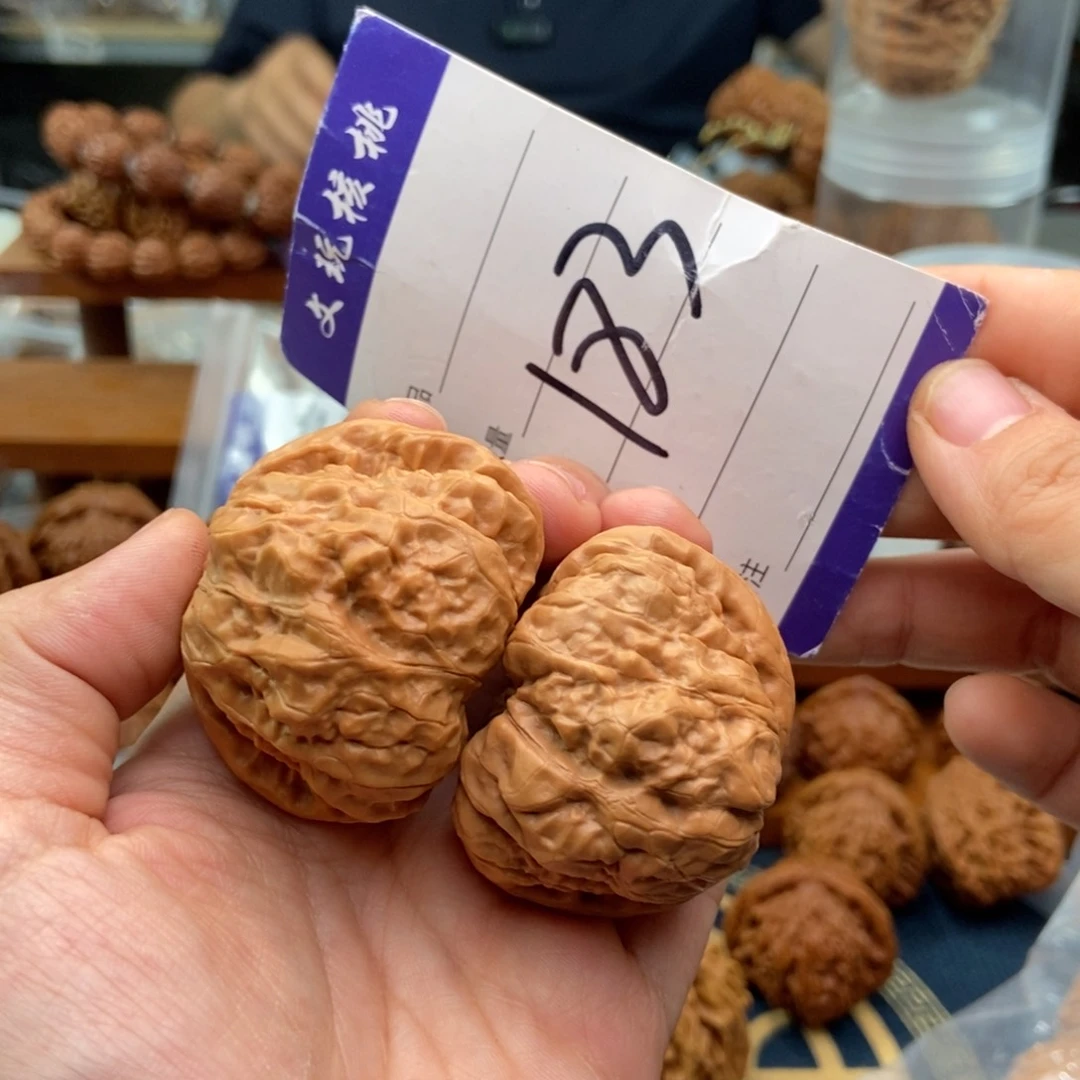 文玩核桃吊坠45蛤蟆头