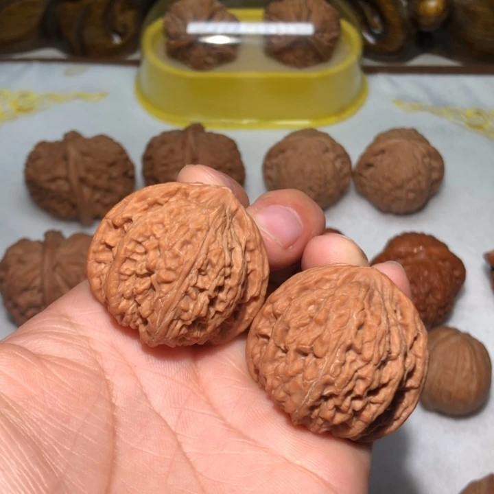 把件文玩核桃36红宝石