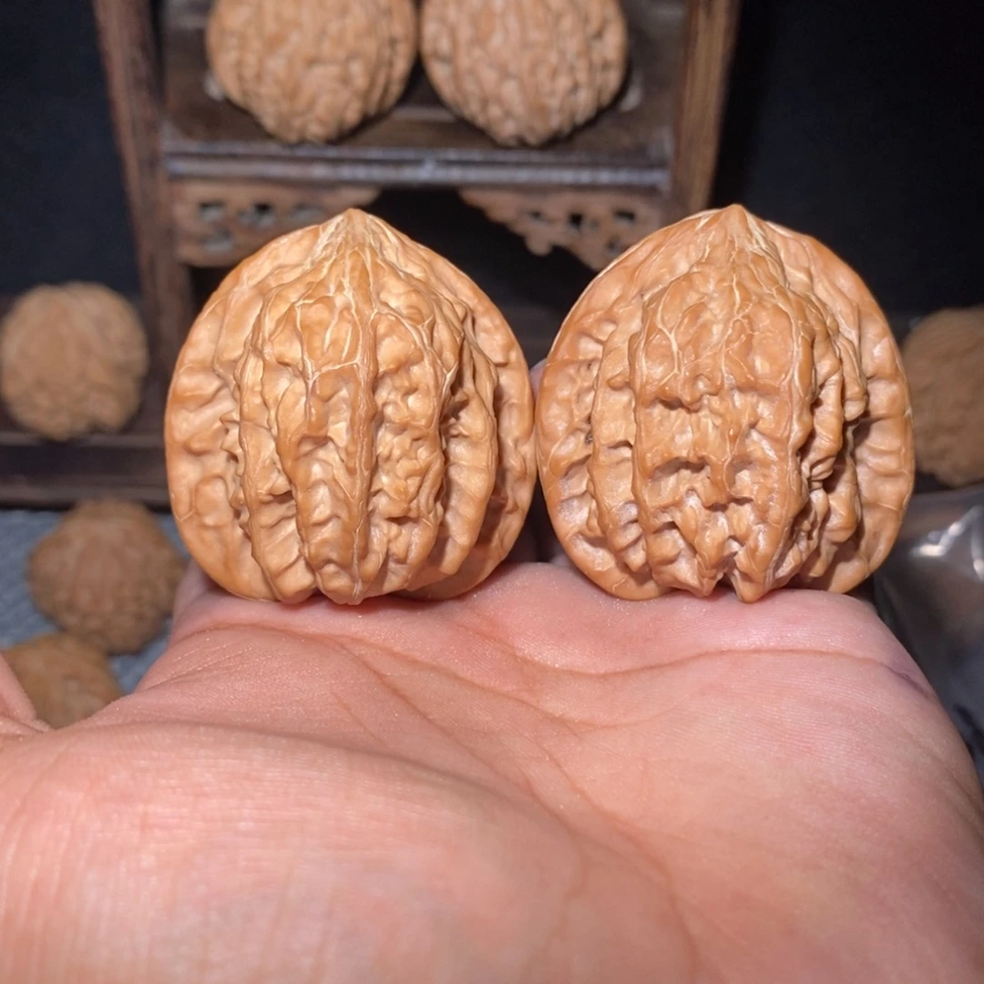 把件桃核42尺野生三角