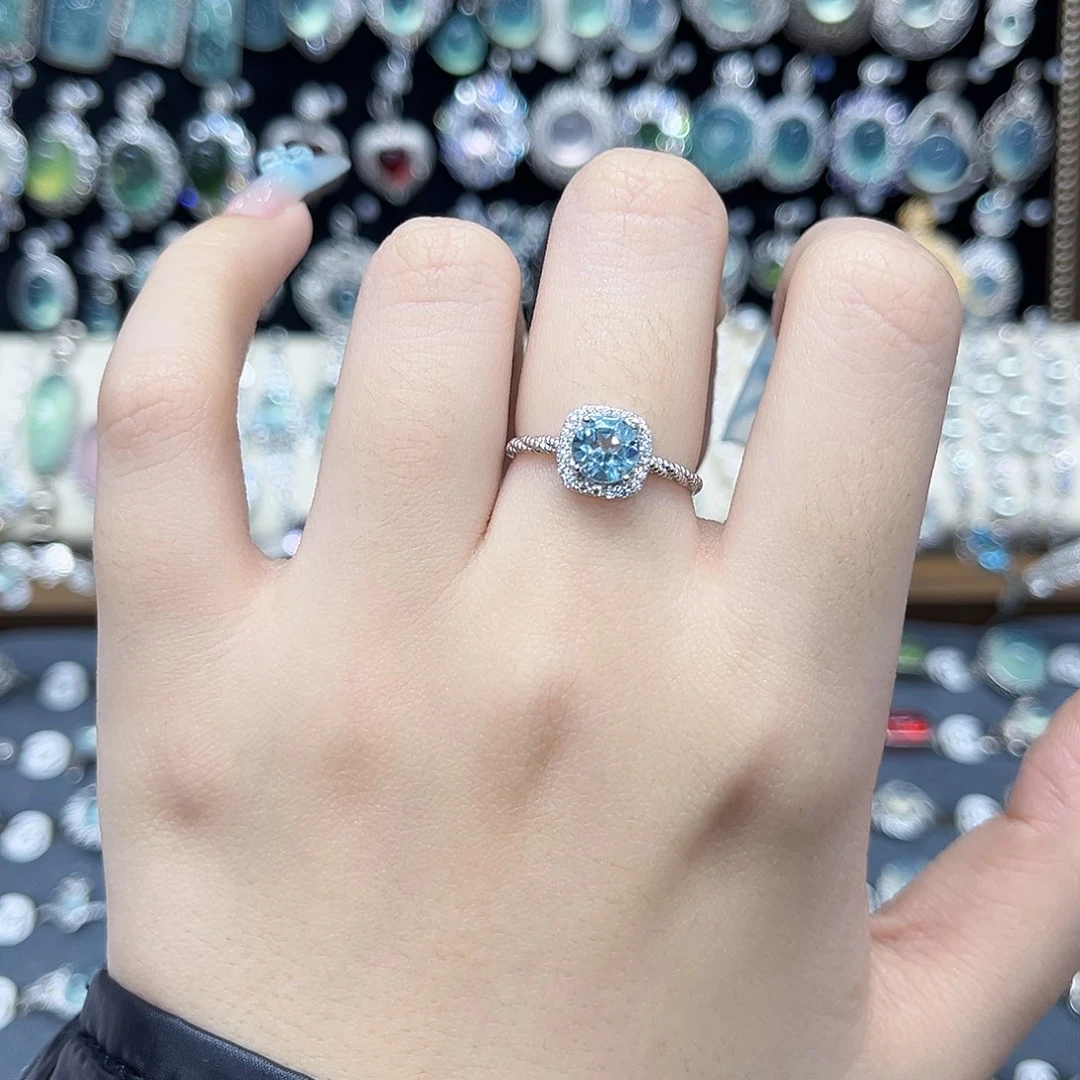 银S925镶嵌戒指托帕石