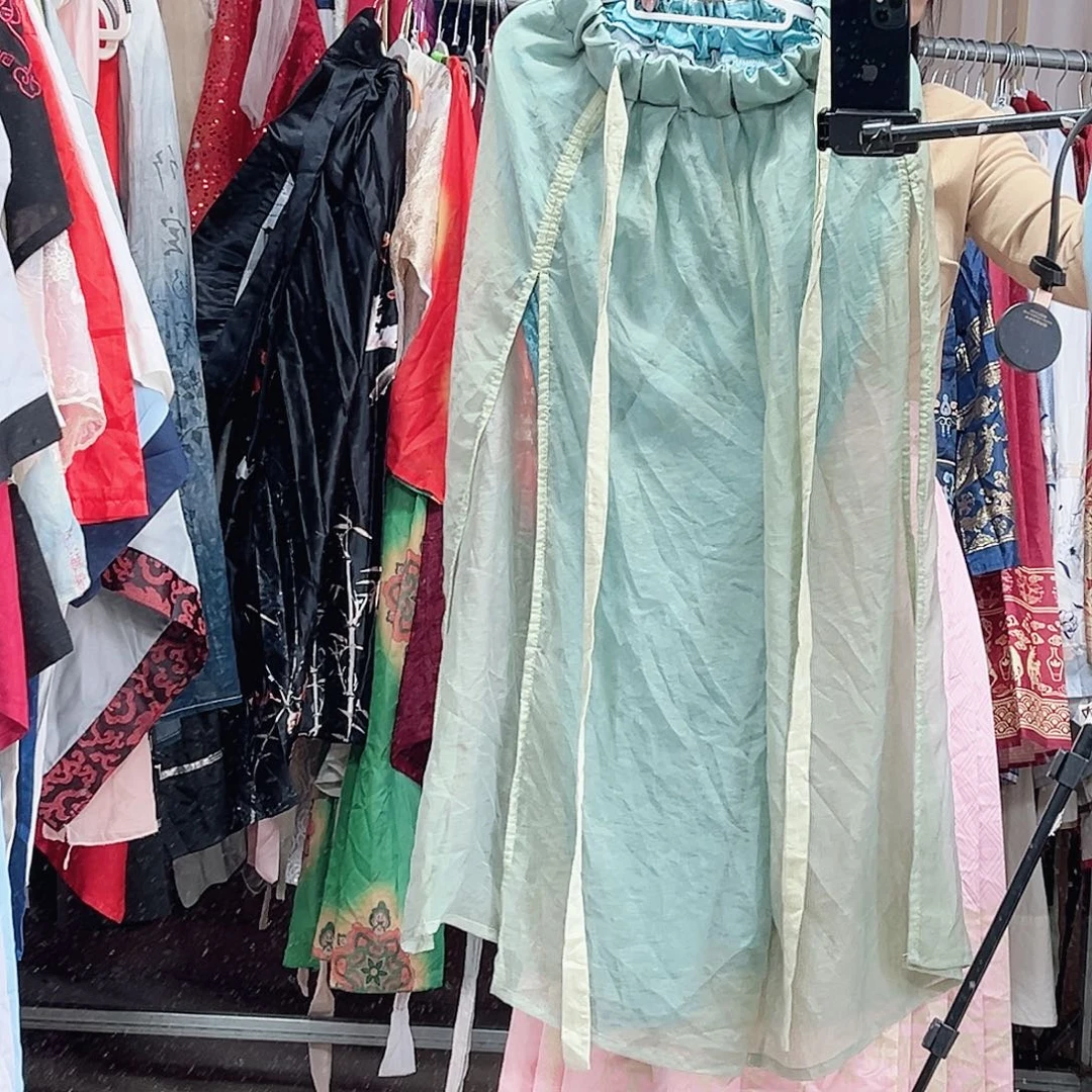 14来咯图咯哭咯呕吐