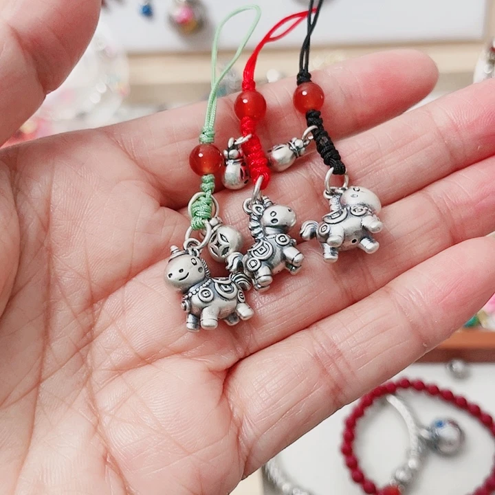 珐琅吊坠足银小马手机坠