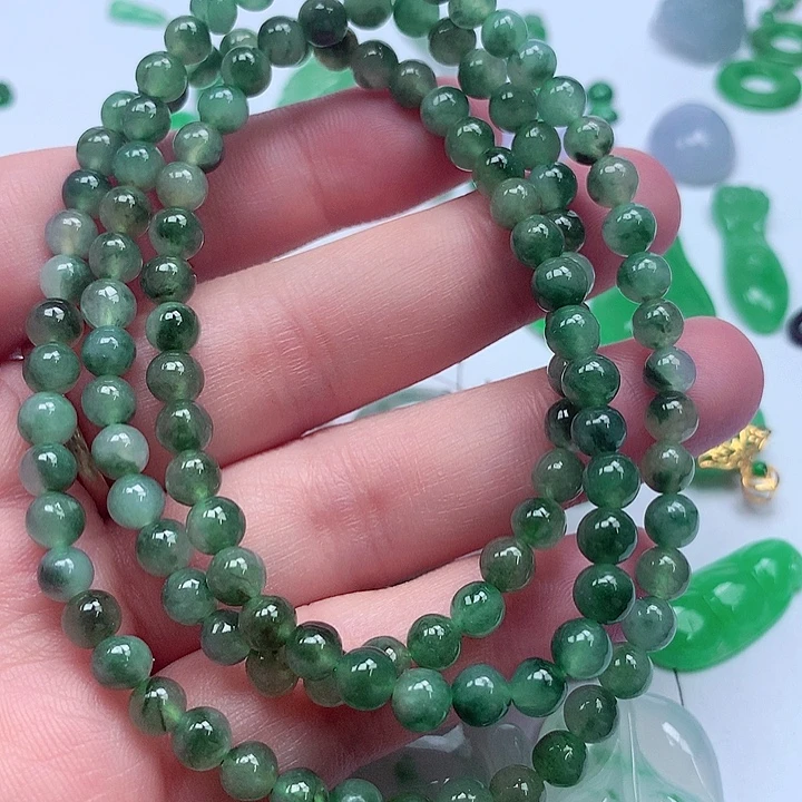 翡翠未镶嵌颈饰项链