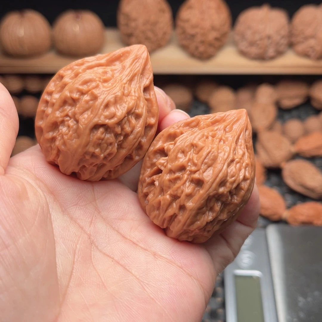 文玩核桃瓷瓶鸭嘴35边有微修