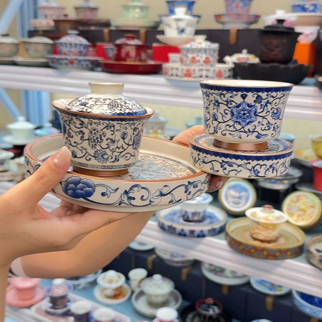 我们都在努力着改变