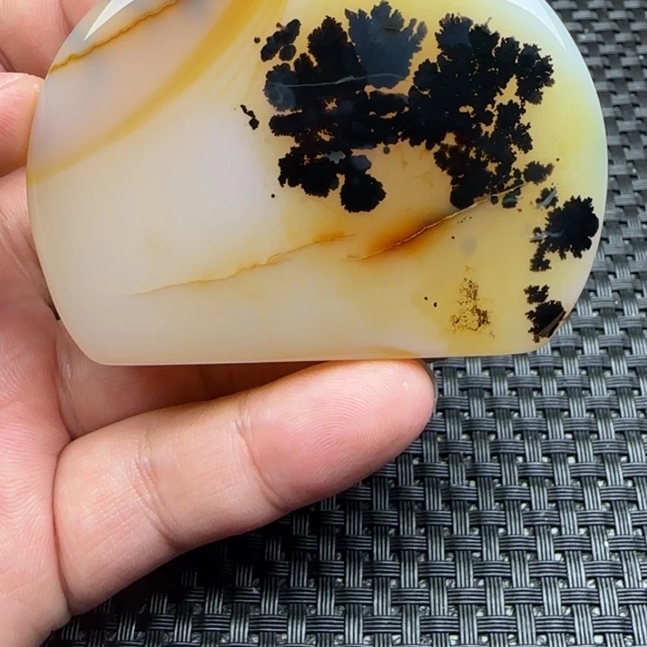 1***放玛瑙/玉髓未镶嵌颈饰