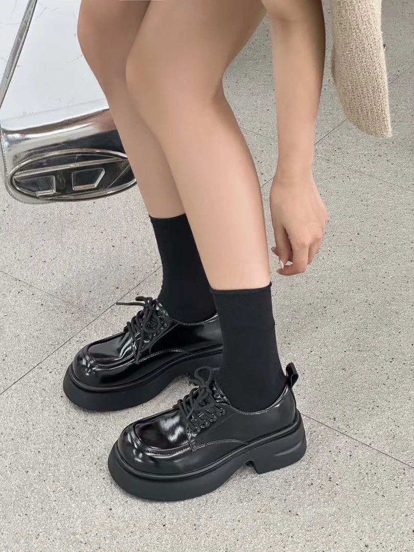 黑色英伦复古风乐福鞋女2025春季新款厚底增高系带配裙子jk小皮鞋
