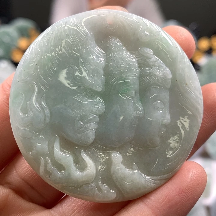 翡翠未镶嵌颈饰佛魔一念福利