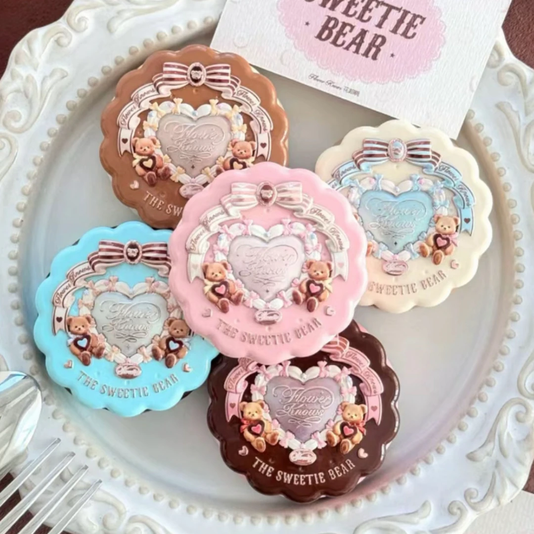 C22【热卖爆款】新款甜心小熊系列丝缎腮红正装正品