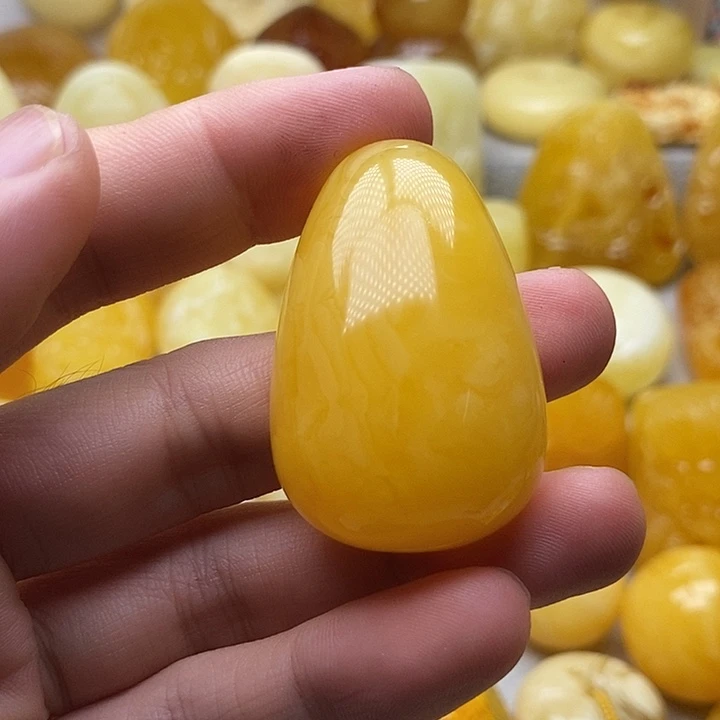 琥珀颈饰未镶嵌琥珀蜜蜡吊坠