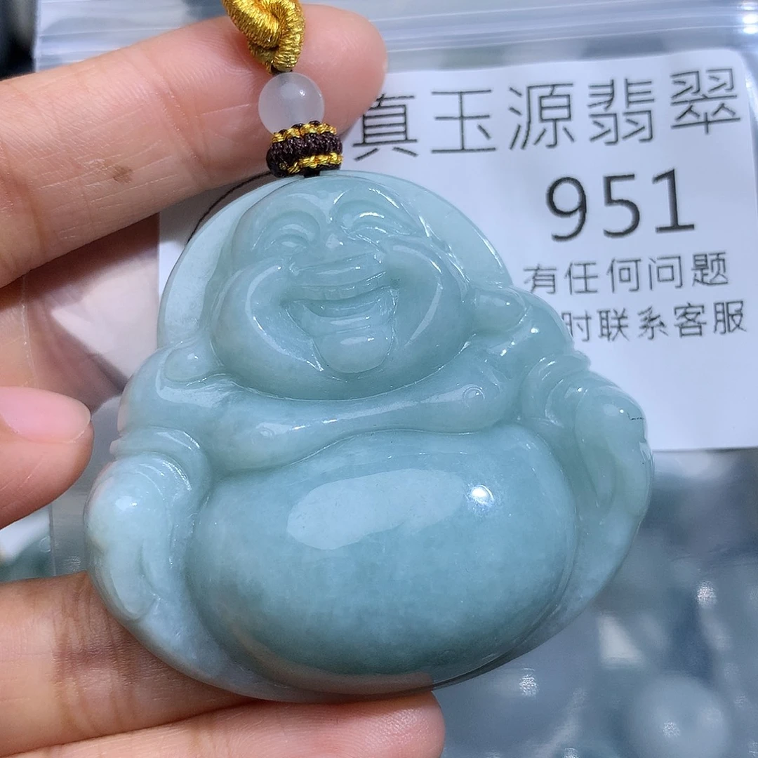 翡翠未镶嵌颈饰951。