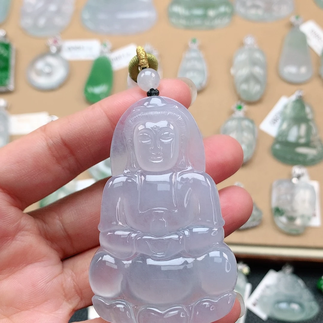 翡翠颈饰未镶嵌观音
