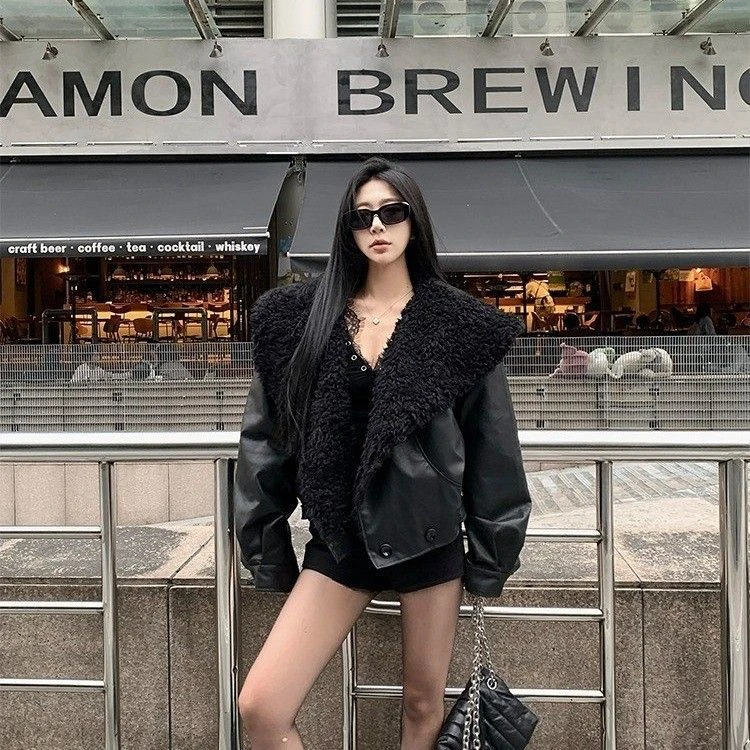 Y124区6685黑色韩版短外套冬季女士棉服