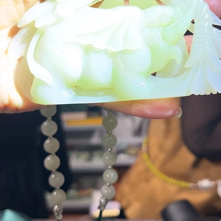 未镶嵌岫玉毛衣链