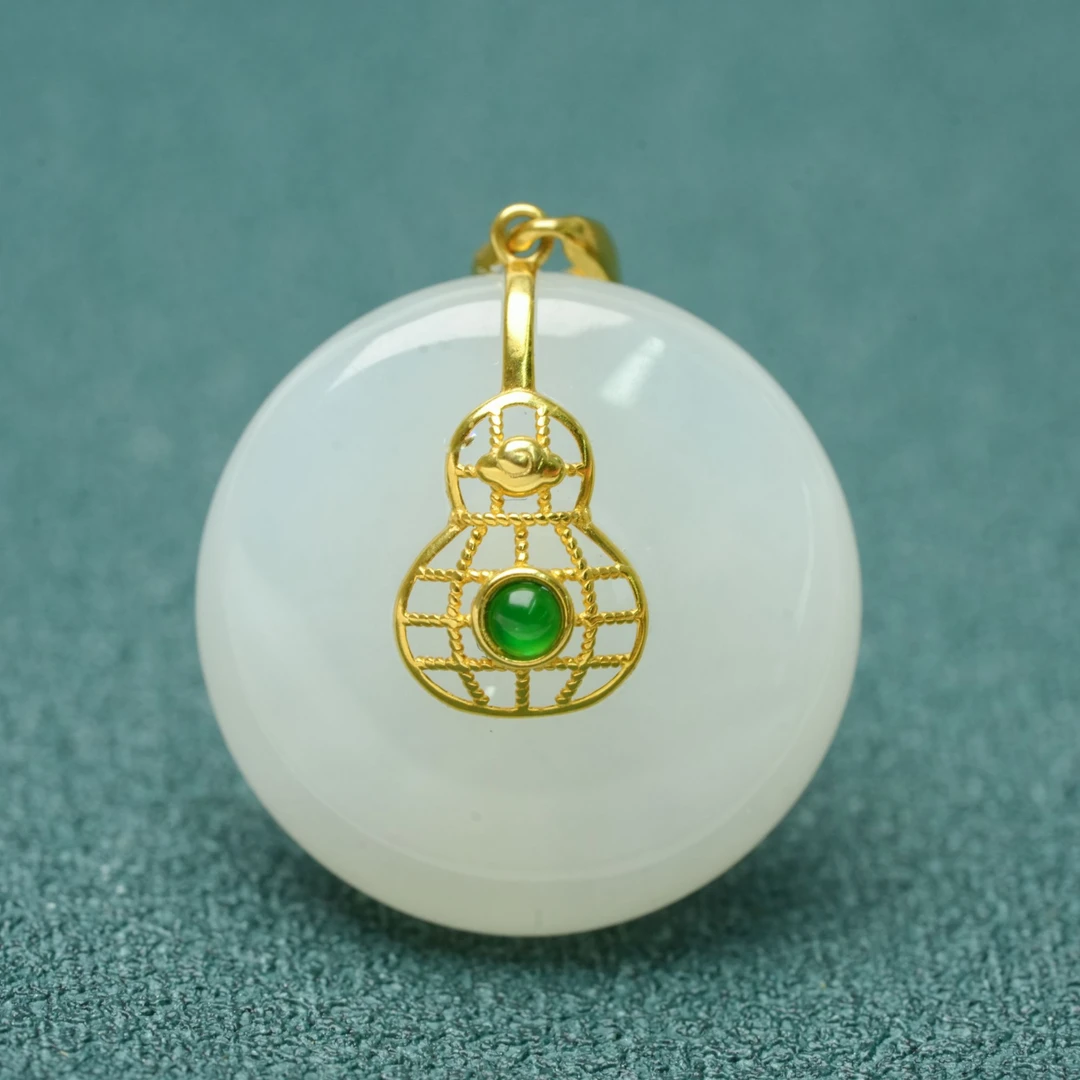 【小北严选】18K金和田玉吊坠约19*19mm【多样性发一件】-AH09X737