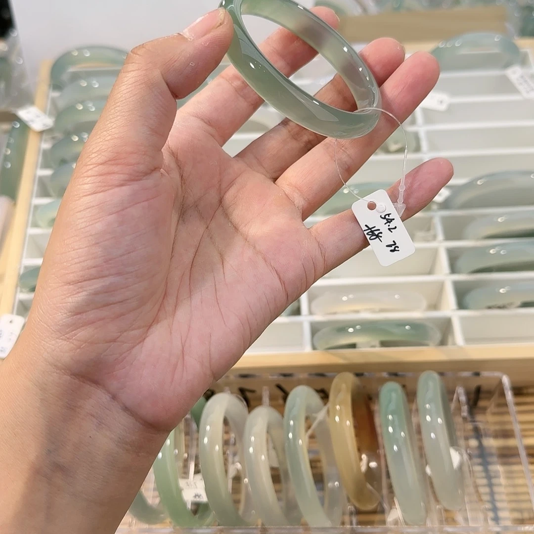 手镯玛瑙/玉髓未镶嵌圈口54.2