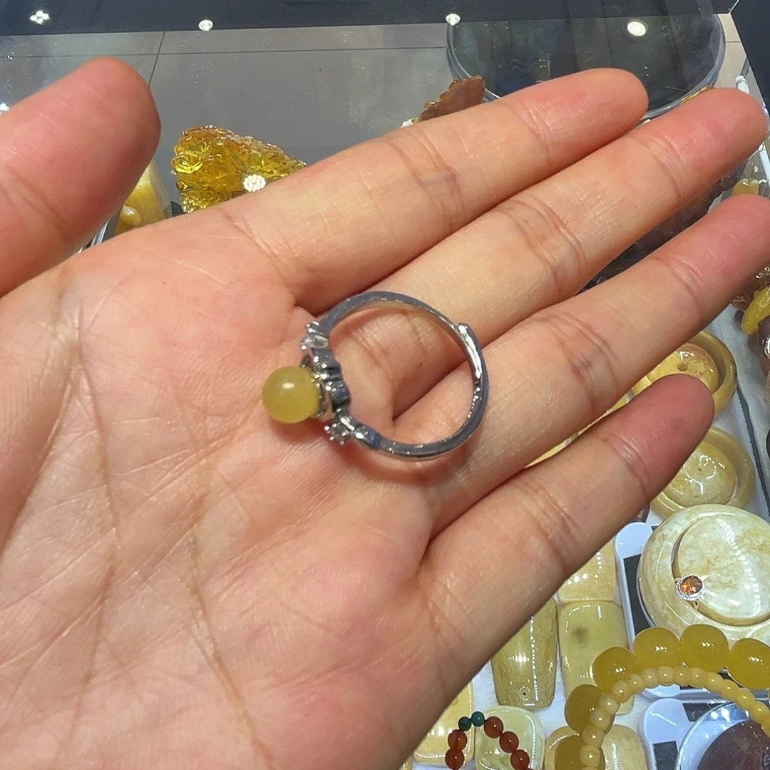 我***!琥珀合金戒指戒指