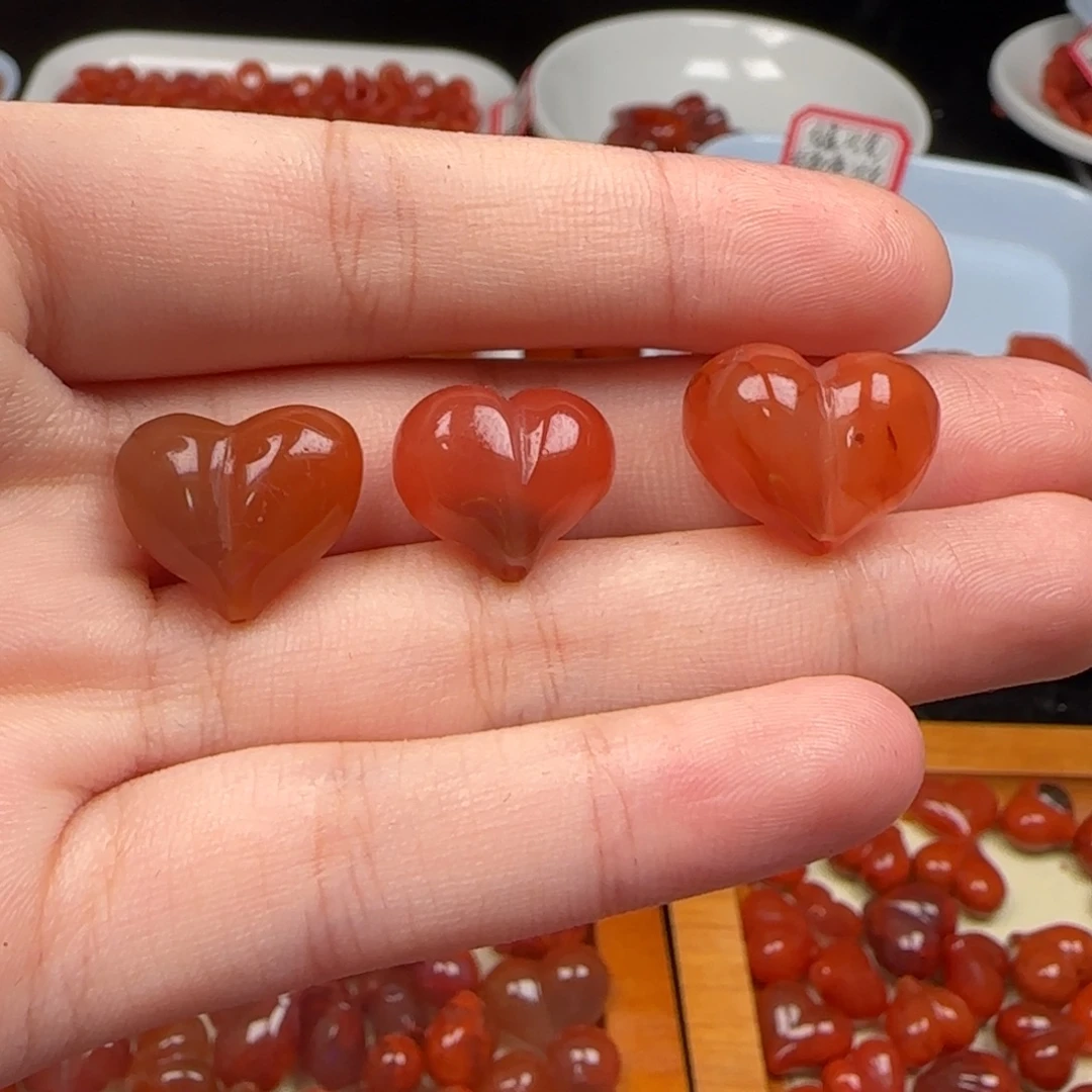 南红玛瑙未镶嵌挂件微瑕不退换