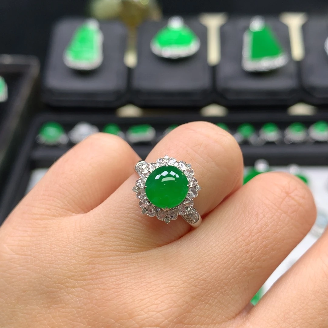 翡翠吊坠(不含链)18K金镶嵌