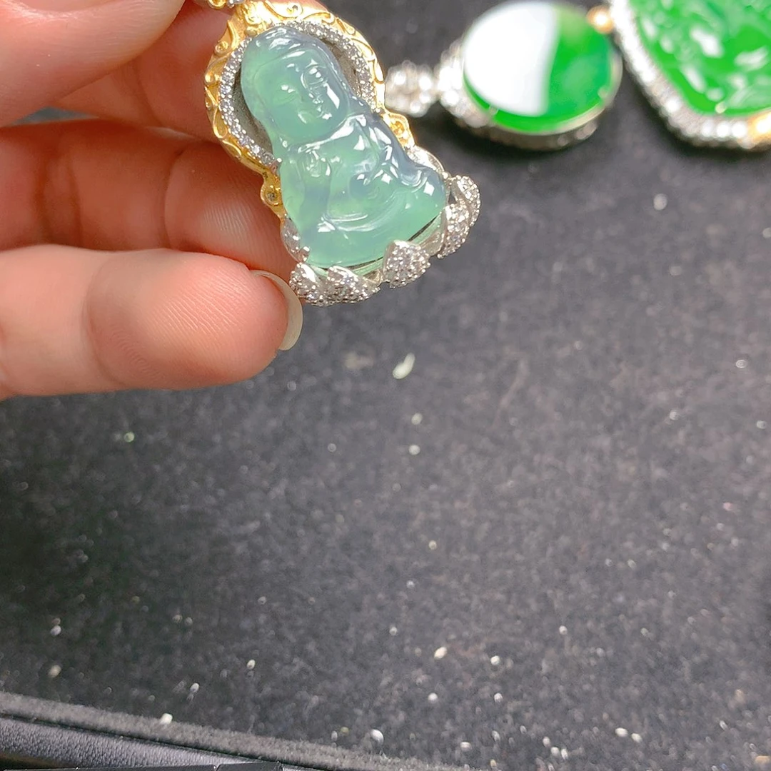颈饰未镶嵌翡翠翡翠