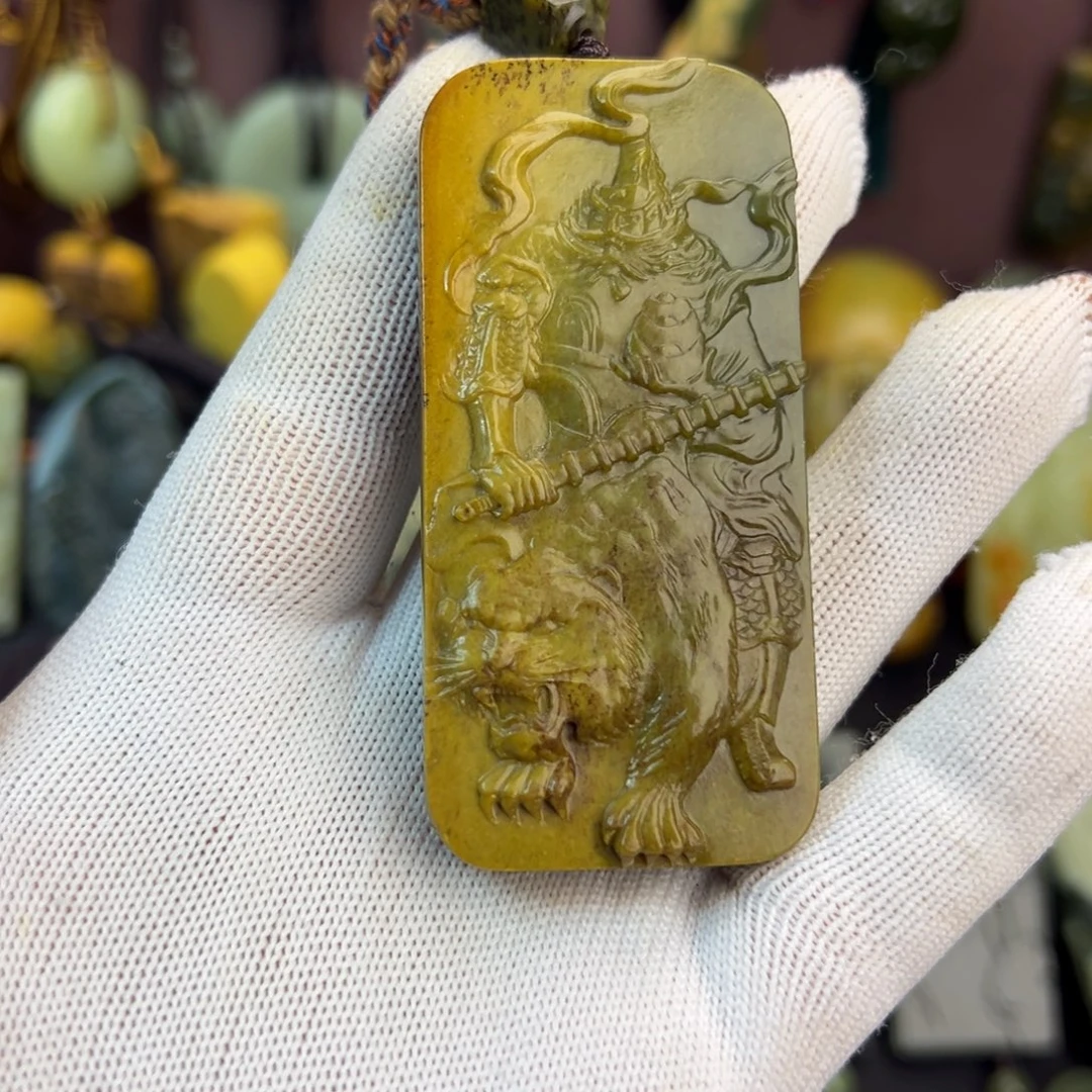 岫岩河磨玉（透闪石质玉）未镶嵌挂件